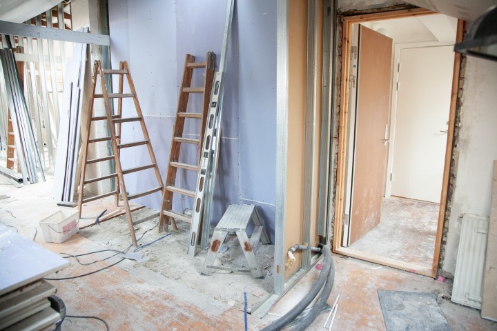 4 ways to save money when doing home renovations 2